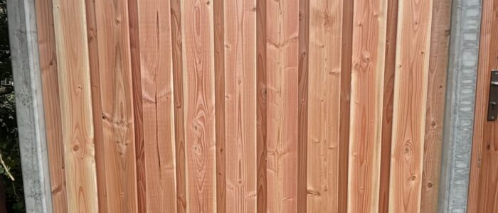 betonschuttingbedrijf grijs